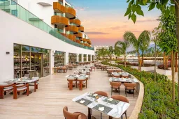 LIBERTY SIGNA Restaurants