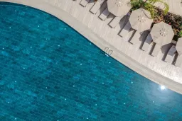 LIBERTY SIGNA Pools & Beach