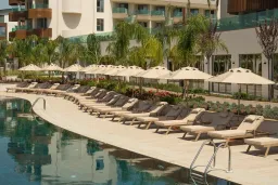 LIBERTY SIGNA Pools & Beach
