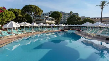 LIMAK ATLANTIS RESORT Pools & Beach