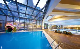 LIMAK LARA DELUXE RESORT Pools & Beach