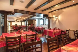 LION BOROVETS Restaurants