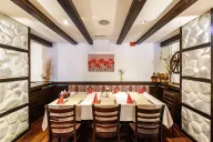 LION BOROVETS Restaurants