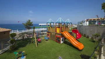 LITORE RESORT HOTEL-SPA Mini Club