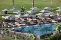 LIU RESORTS Pools & Beach