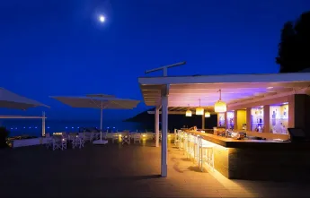LIV HOTEL BY BELLAZURE Bars