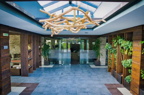 LOCAL STAY BY BEST WESTERN SIGNATURE COLLECTION Lobby