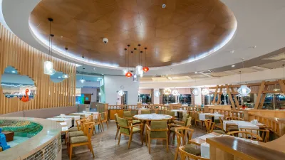LONG BEACH ALANYA Restaurants