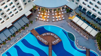 LONG BEACH ALANYA Pools & Beach