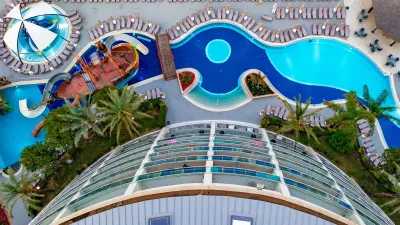 LONG BEACH ALANYA Pools & Beach