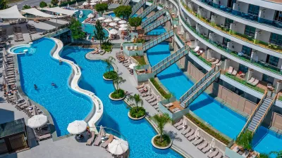 LONG BEACH ALANYA Pools & Beach