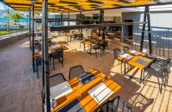 LONG BEACH CLUB NATURE Restaurants