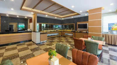 LONICERA CITY HOTEL Restaurants