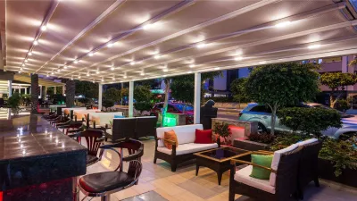 LONICERA CITY HOTEL Bars