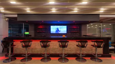 LONICERA CITY HOTEL Bars