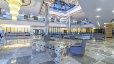 LONICERA PREMIUM HOTEL Lobby