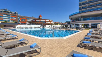 LONICERA PREMIUM HOTEL Pools & Beach