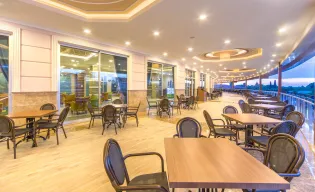 LONICERA RESORT-SPA Restaurants