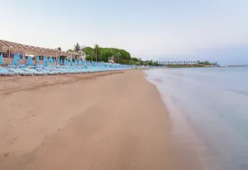 LONICERA RESORT-SPA Pools & Beach