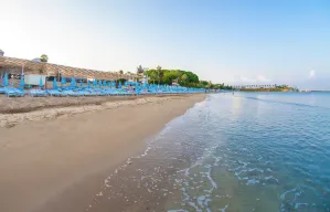 LONICERA RESORT-SPA Pools & Beach