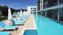 LONICERA WEST HOTEL Pools & Beach