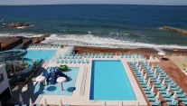 LONICERA WEST HOTEL Pools & Beach