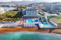 LONICERA WEST HOTEL Pools & Beach