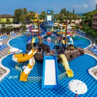 LONICERA WORLD HOTEL Activities