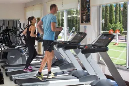 LONICERA WORLD HOTEL Activities