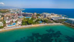LONICERA WORLD HOTEL Pools & Beach