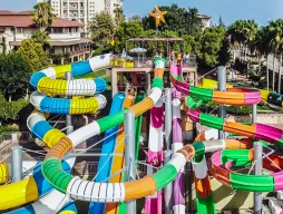 LONICERA WORLD HOTEL Activities