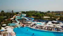 LRS LAKE - RIVER SIDE HOTEL SPA Pools & Beach