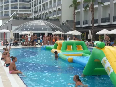 LRS PORT RIVER HOTEL - SPA Activities