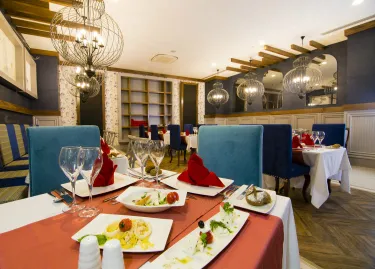 LRS PORT RIVER HOTEL - SPA Restaurants