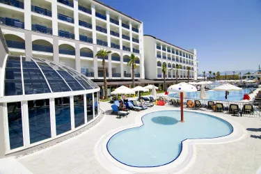LRS PORT RIVER HOTEL - SPA Pools & Beach