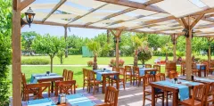 LUCIDA BEACH HOTEL Restaurants