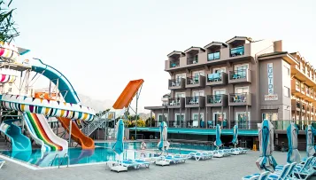 LUCIDA BEACH HOTEL Pools & Beach