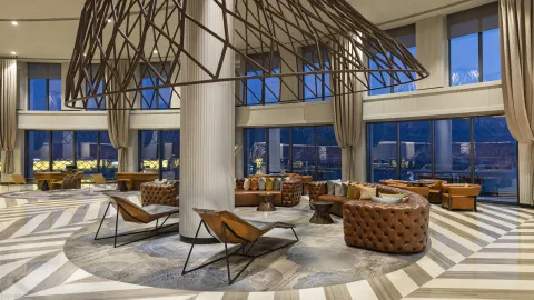 LUJO ART - JOY Lobby