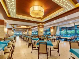 LUNA BLANCA RESORT-SPA Restaurants