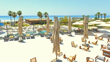 LUNA VISTA HOTEL Pools & Beach