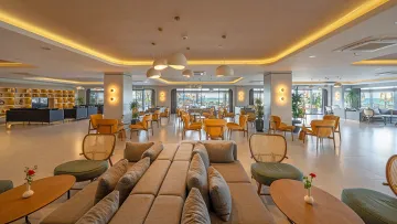 LUNA VISTA HOTEL Lobby