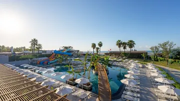 LUNA VISTA HOTEL Pools & Beach