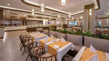 LUNA VISTA HOTEL Restaurants