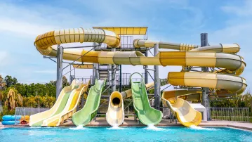 LUSSO SORGUN Pools & Beach