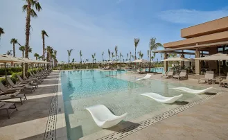 LUSSO SORGUN Pools & Beach