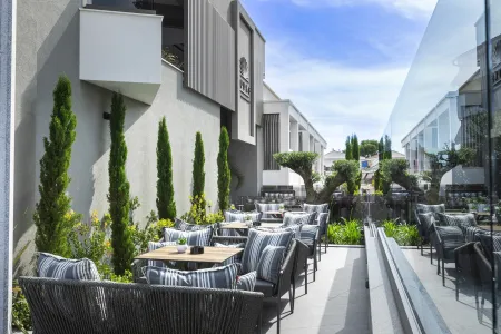 LUUKS LUXURY ACCOMMODATION Bars
