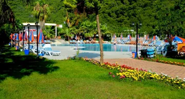 MAGIC SUN HOTEL Pools & Beach