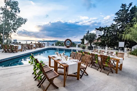 MANZARA BOUTIQUE HOTEL 12+ Restaurants