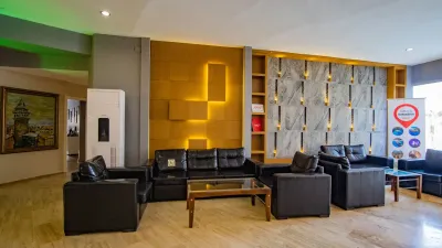 MARBAS SELECT BEACH 14+ Lobby