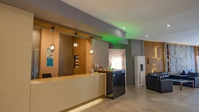 MARBAS SELECT BEACH 14+ Lobby